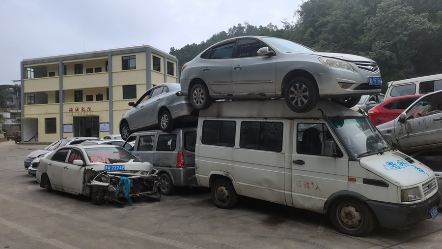 貴州報廢車拆解4